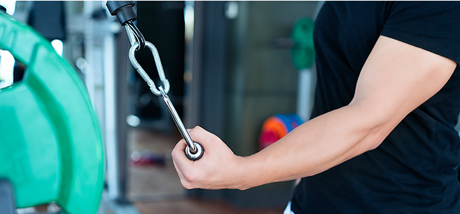 무리한 손목 굽힘 동작