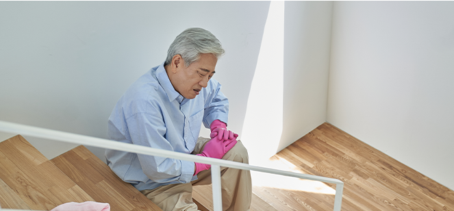 뼈가 약해진 상태에서 가벼운 충격